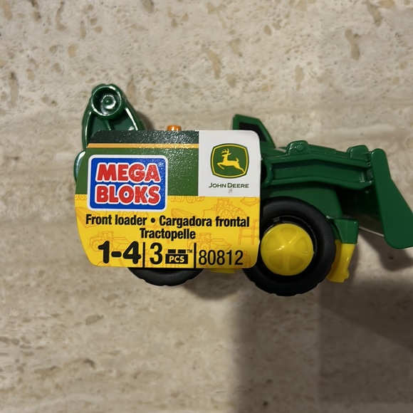 BOYS MEGA BLOCKS BUNDLE (4 ITEMS) - Picture 3 of 12